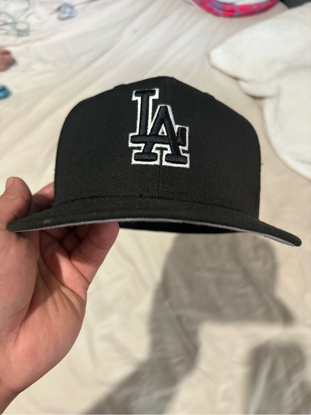 Los Angeles Dodgers New era Black Baseball Cap with White LA Logo 7 1/8